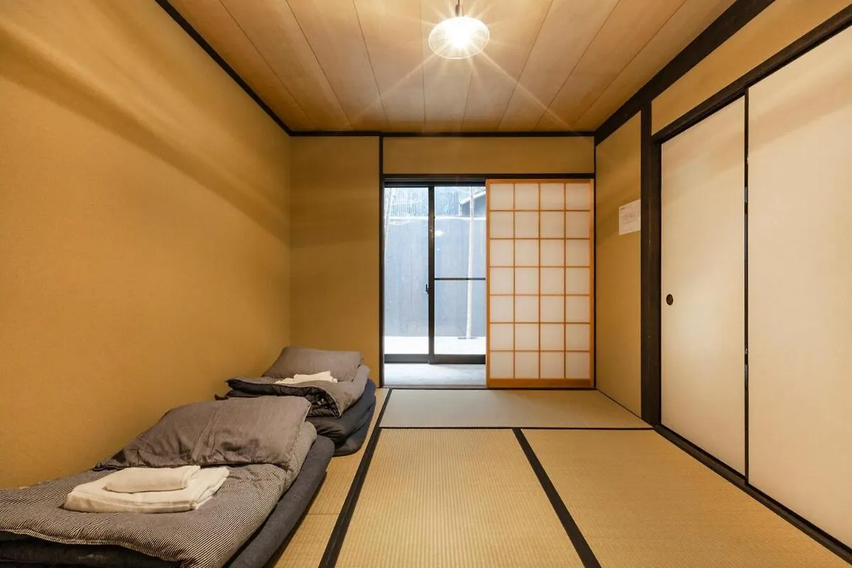 Villa Ochaya Hasu, Une Maison De The Qui N'A Jamais Servi De The Kyoto