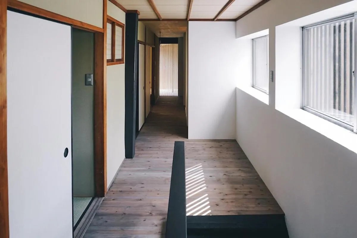 Villa Ochaya Hasu, Une Maison De The Qui N'A Jamais Servi De The Kyoto