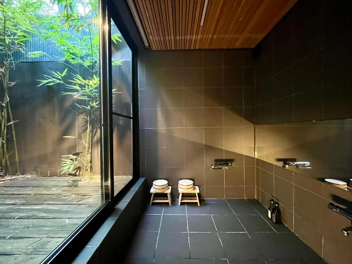 Ochaya Hasu, Une Maison De The Qui N'A Jamais Servi De The Kyoto Japan