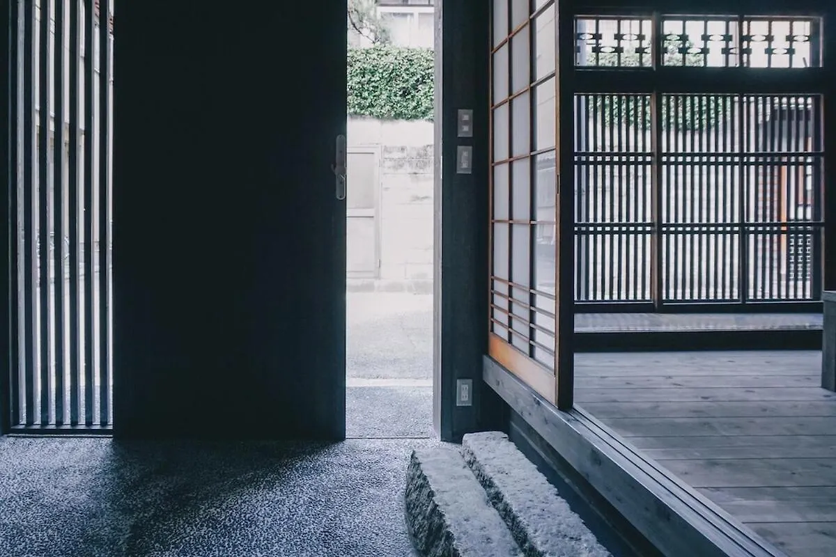Ochaya Hasu, Une Maison De The Qui N'A Jamais Servi De The Kyoto Villa