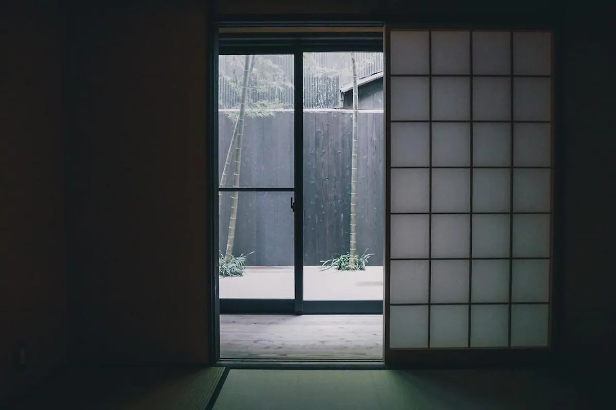 Ochaya Hasu, Une Maison De The Qui N'A Jamais Servi De The Kyoto Japan