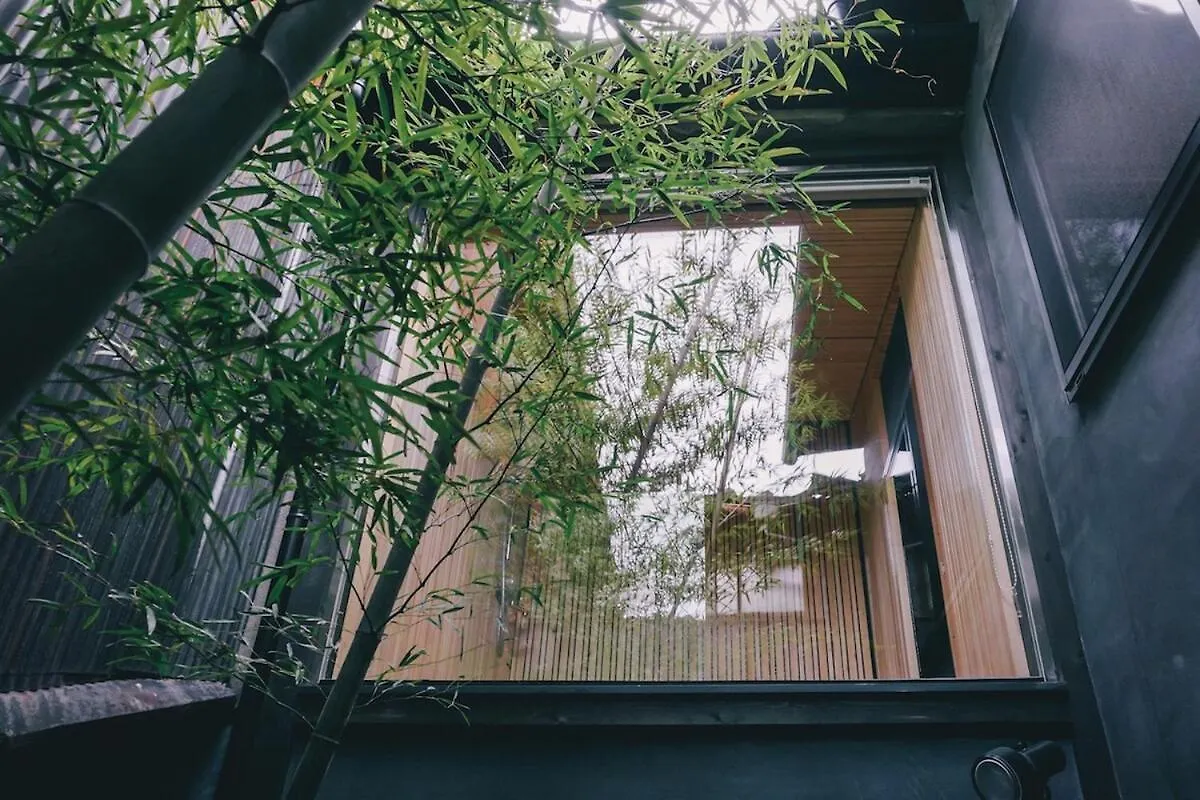 Villa Ochaya Hasu, Une Maison De The Qui N'A Jamais Servi De The Kyoto