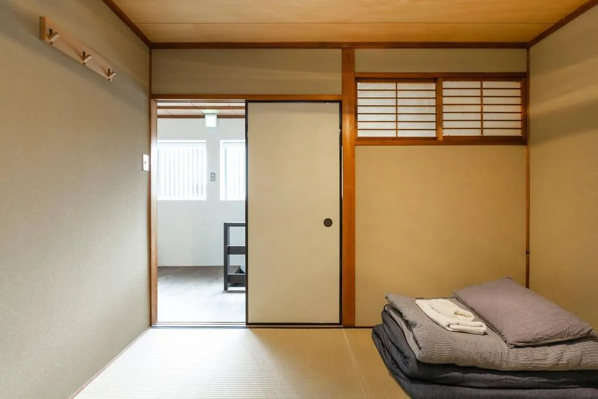 Ochaya Hasu, Une Maison De The Qui N'A Jamais Servi De The Kyoto 0*,  Japonya
