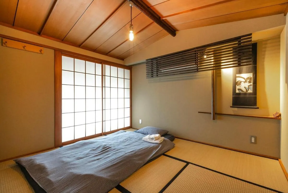 Ochaya Hasu, Une Maison De The Qui N'A Jamais Servi De The Kyoto